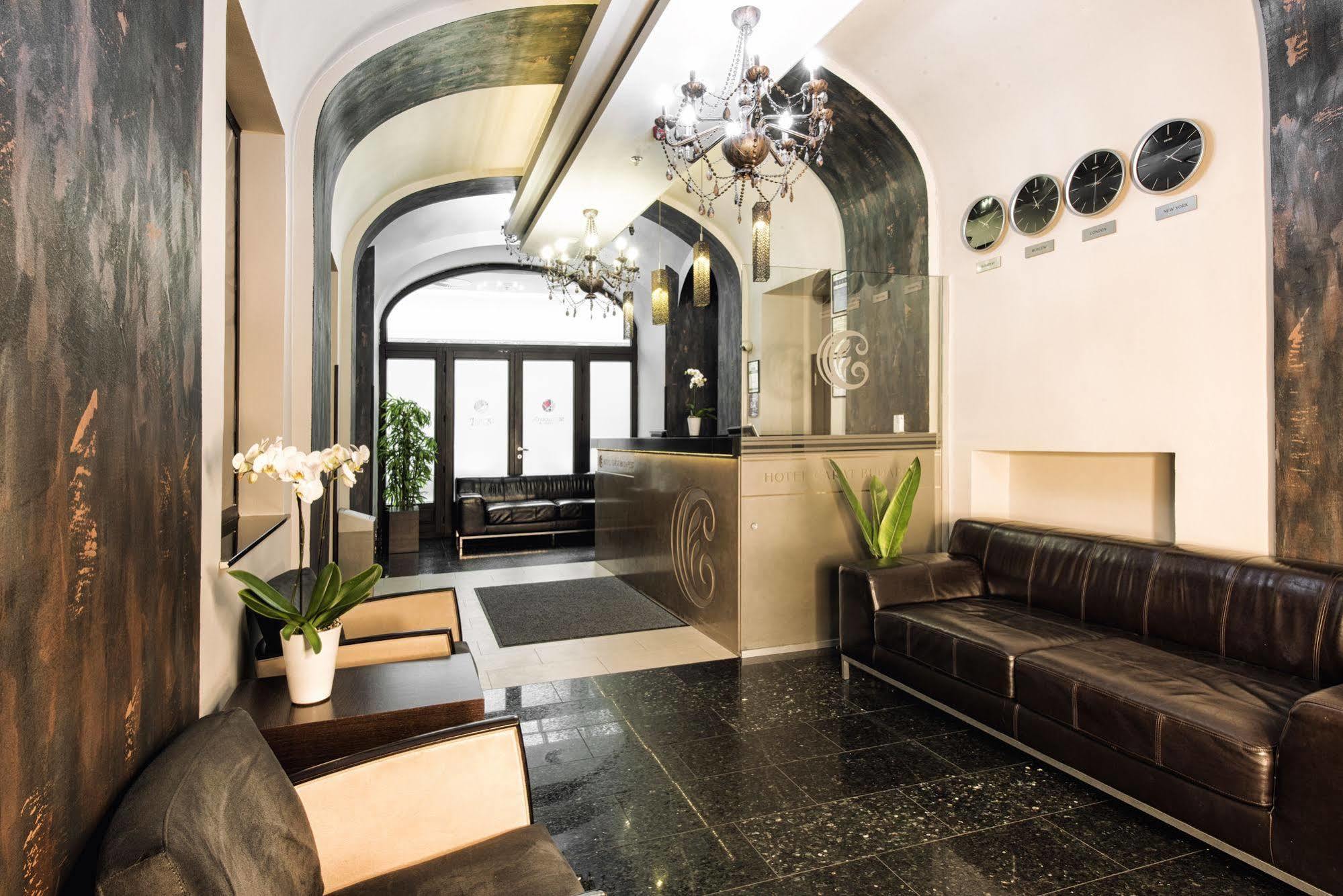 Carat Boutique Hotel Budapest Exterior photo