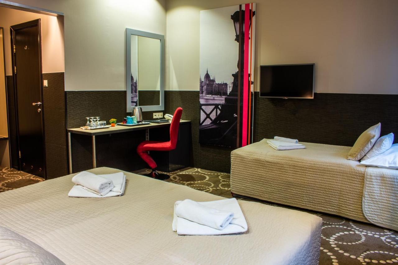 Carat Boutique Hotel Budapest Exterior photo